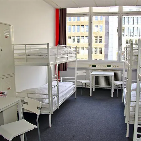 Check In Hostal