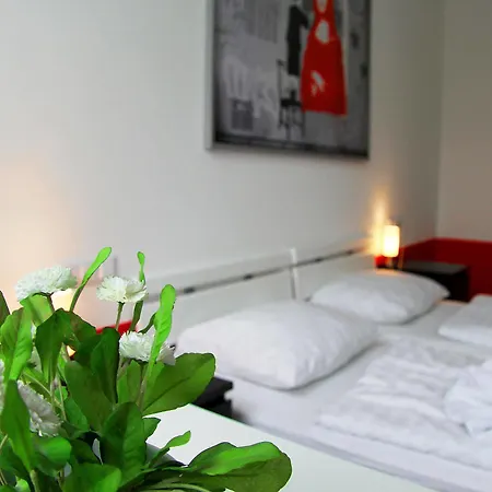 Check In Hostal