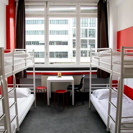 Check In Hostal