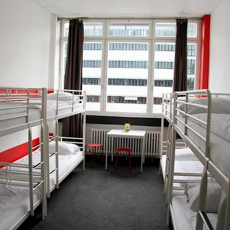 Check In Hostal