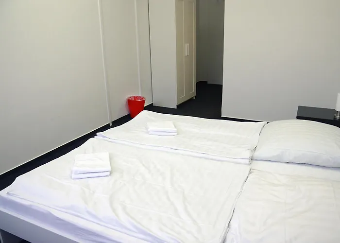 Check In ベルリン