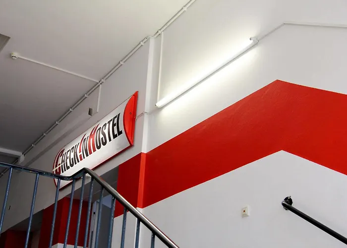 بيت شباب Check In *