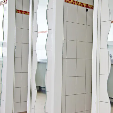 אכסניה Check In ברלין