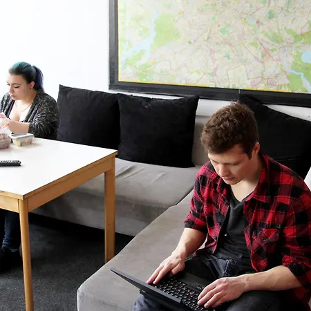 אכסניה Check In